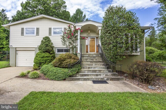 Building Photo - 6500 Wilson Ln