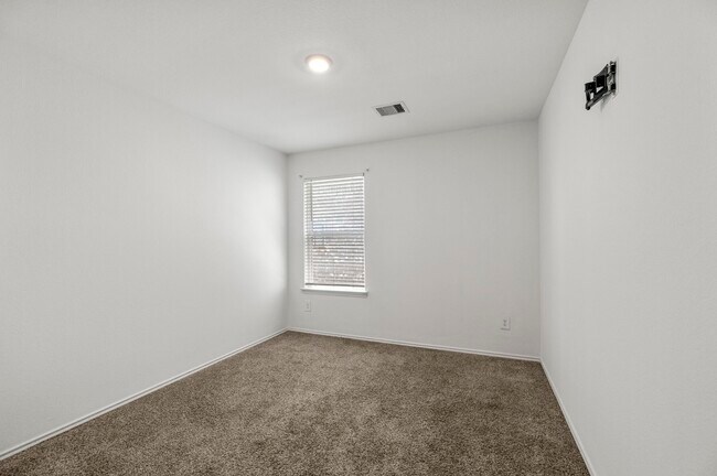 Building Photo - 5451 Tuscany Hills Ln