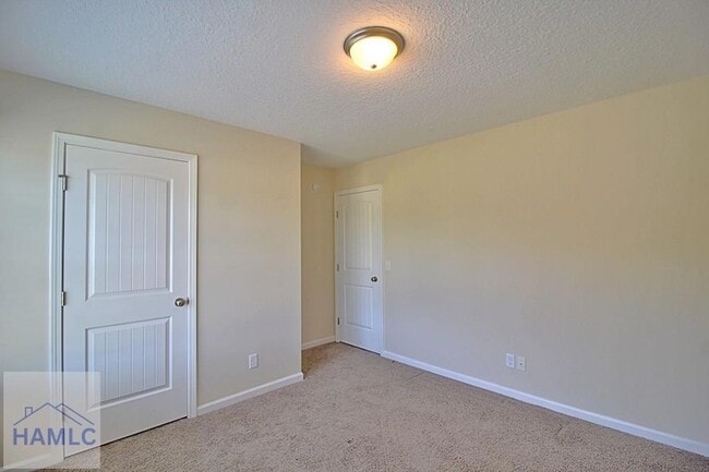 Building Photo - 260 Whippoorwill Wy NE