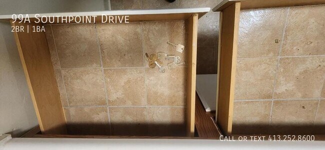 Building Photo - 99 Southpoint Dr