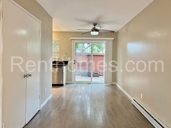 Building Photo - 9405 Gold Coast Dr