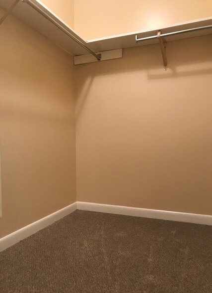 Additional walk-in closet-upstairs - 109 Geronimo Dr