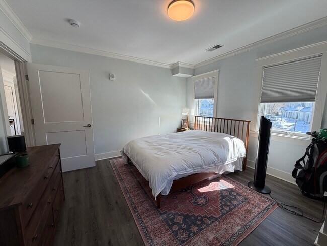 Building Photo - 17 Hennery Wy