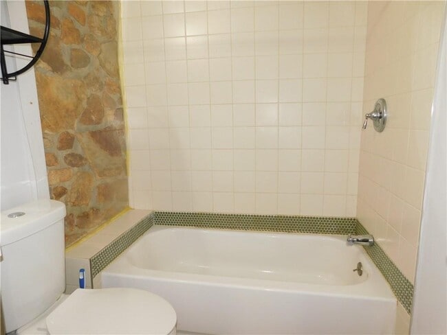 Building Photo - 2331 GA-52