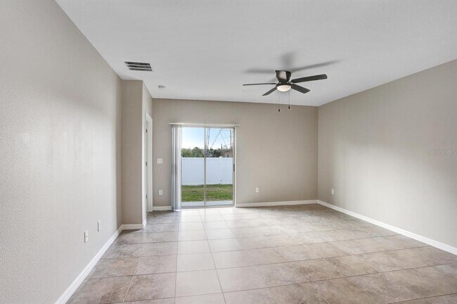 Building Photo - 10256 Carloway Hills Dr