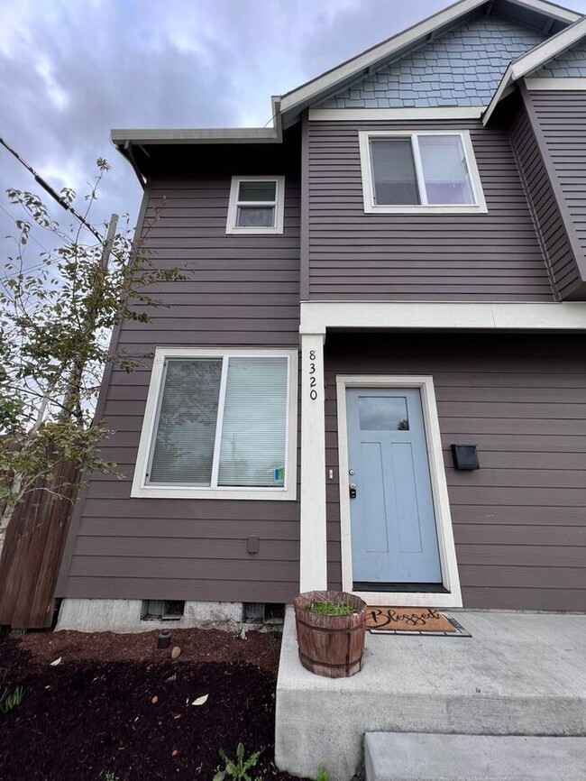 Building Photo - Coming Soon- Charming 3-Bedroom Townhome i...