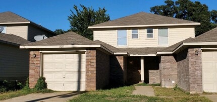 Building Photo - 13637 Biggs St