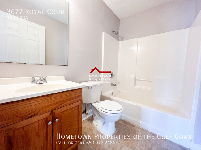 Building Photo - 3677 Royal Ct