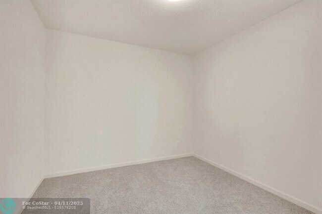 Building Photo - 12259 Rimini Wy