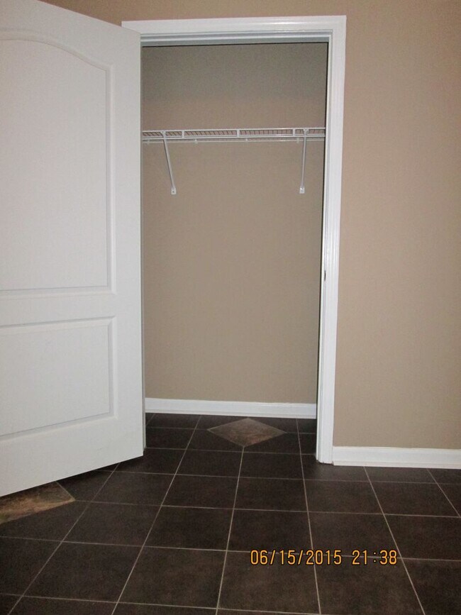 Building Photo - 6237A Dorsett Shoals