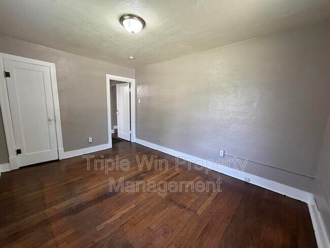 Building Photo - 8530 Lowell St