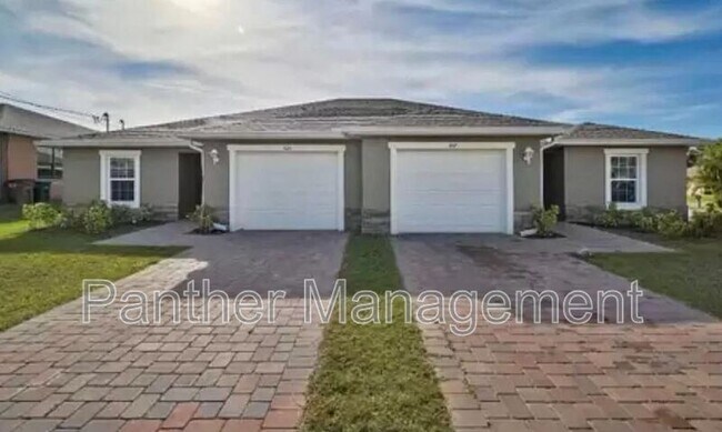 Primary Photo - 4605 SW 9th Ave