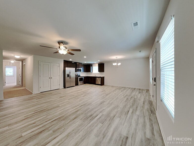 Building Photo - 4951 Westerly Dr