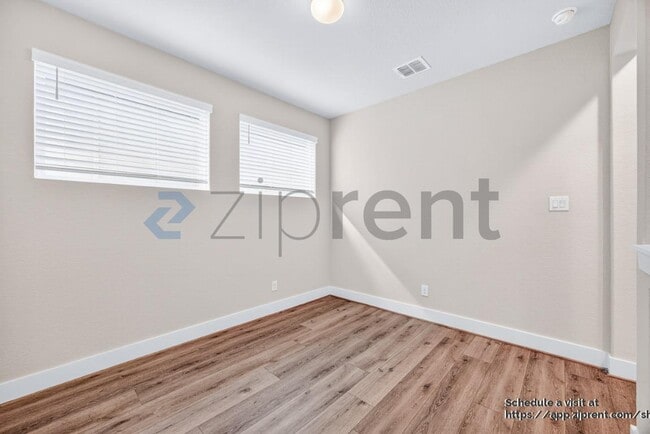 Building Photo - 8851 Oakland Rd