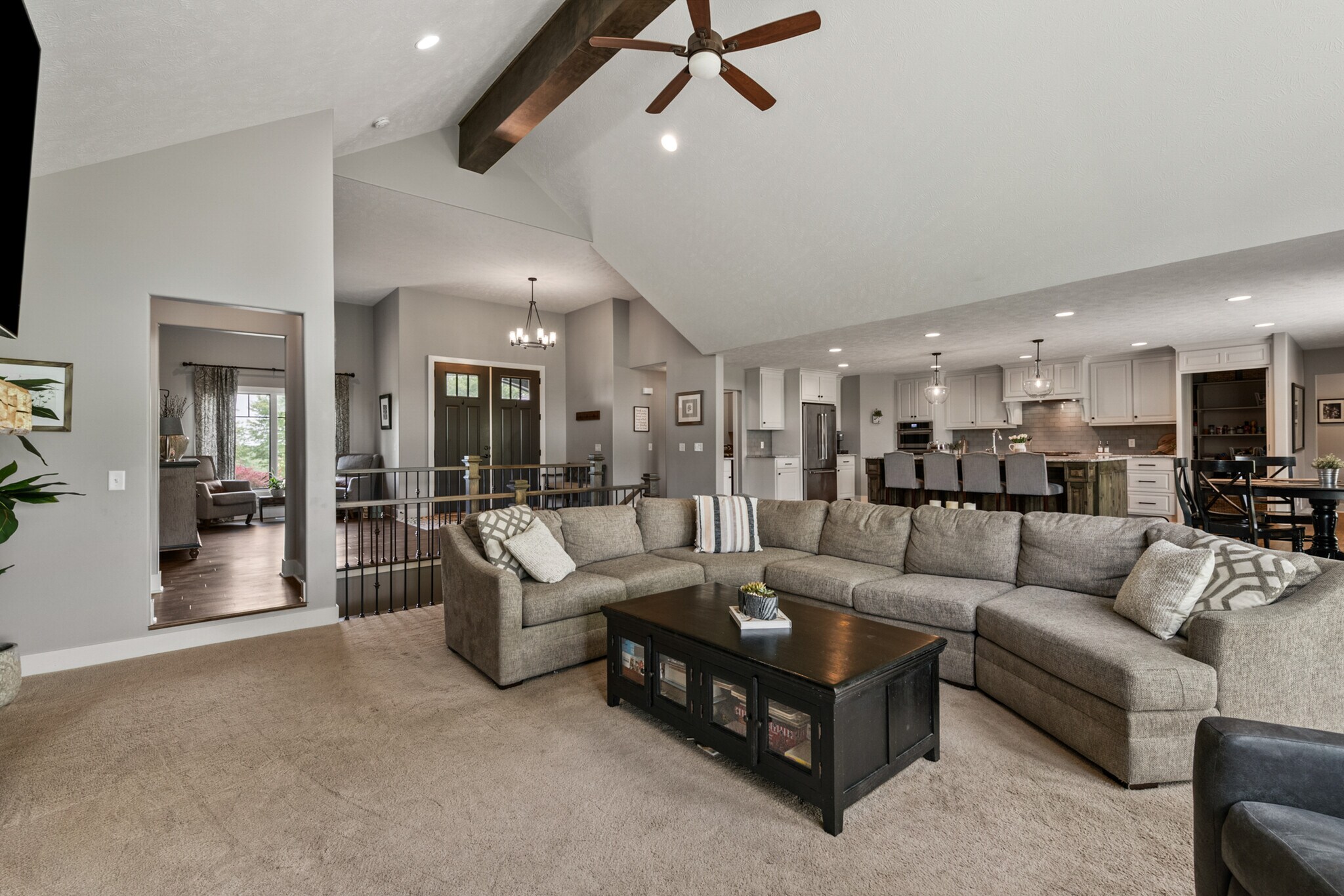 Building Photo - 4606 S 184th Plz