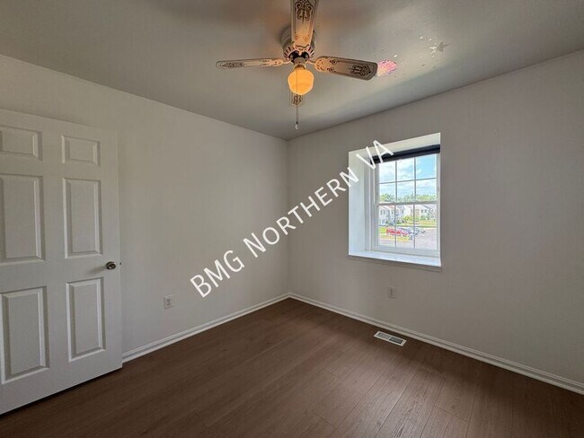Building Photo - 8763 Bretton Woods Dr