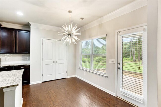 Building Photo - 256 Berkleigh Trails Dr