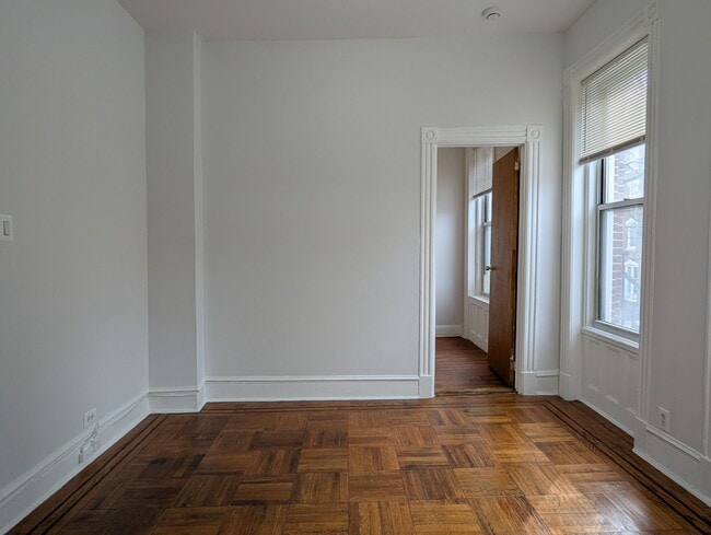 Building Photo - 409 Clinton St