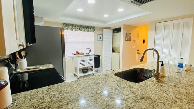 Building Photo - 3551 Teeside Dr