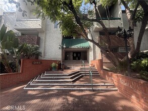 Building Photo - 355 S Los Robles Ave