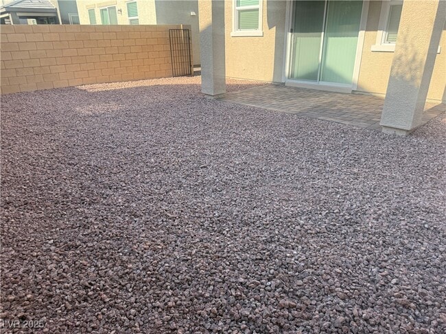 Building Photo - 10233 S Ullom Dr