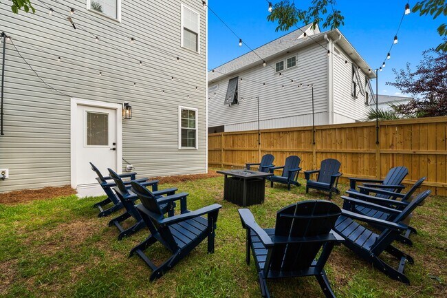Building Photo - 1416 Snapper Ln