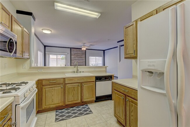 Building Photo - 2580 Velez Valley Way