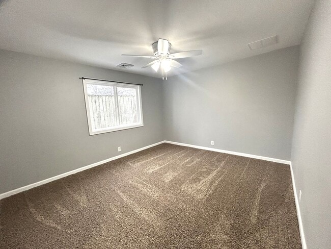 Building Photo - 2941 S 10th St