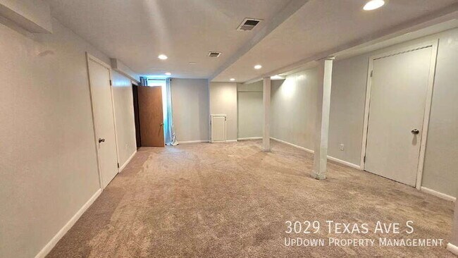 Building Photo - 3029 Texas Ave S