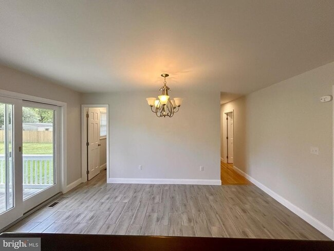 Building Photo - 3108 Waverly Dr