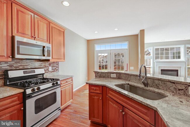 Building Photo - 43903 Thorncroft Terrace