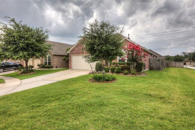 Building Photo - 27535 Gatlin Ln