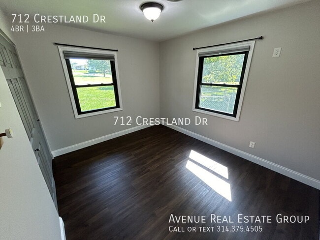 Building Photo - 712 Crestland Dr