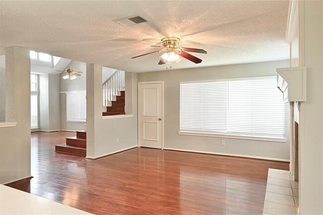 Building Photo - 3114 Hollow Creek Ct