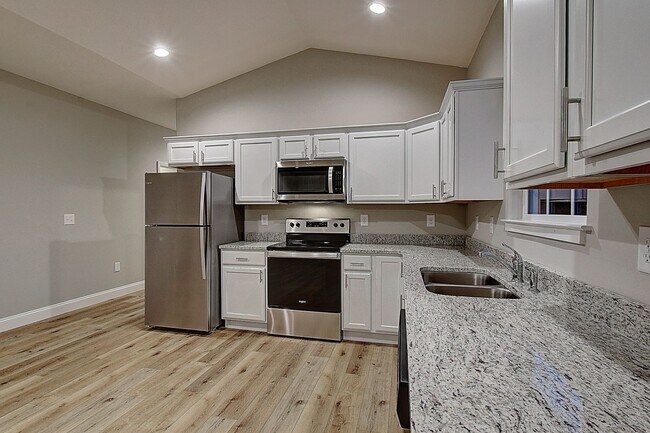 Building Photo - New Construction single family home for lease