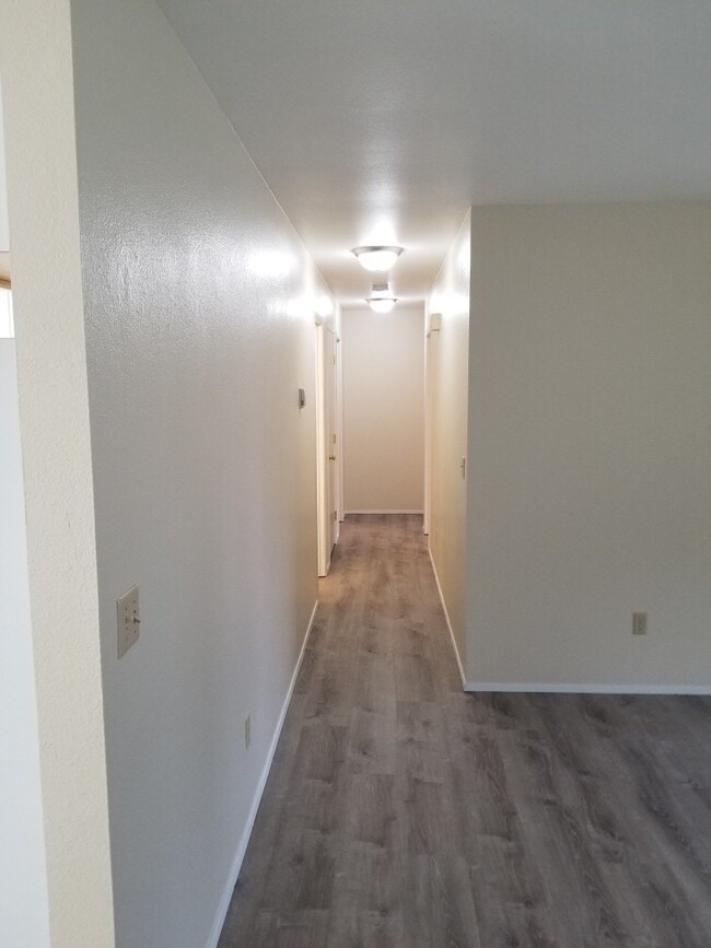 Building Photo - KENAI RANCH HOME