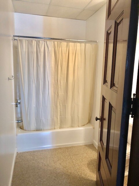 Building Photo - 1061 Beacon St