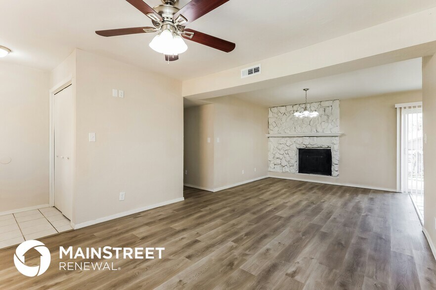 Building Photo - 908 N 5th St