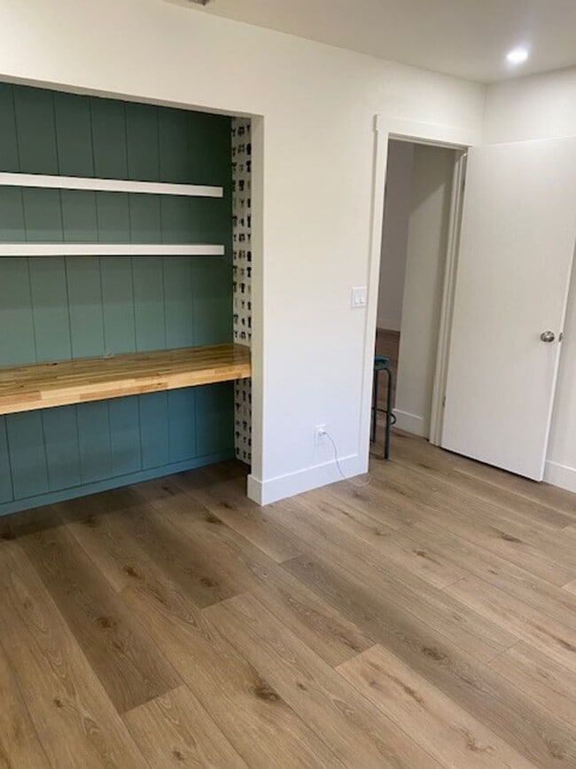 Building Photo - 2BR/2BA Duplex for rent!!!