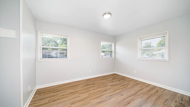 Building Photo - 2126 Evans Ave NW