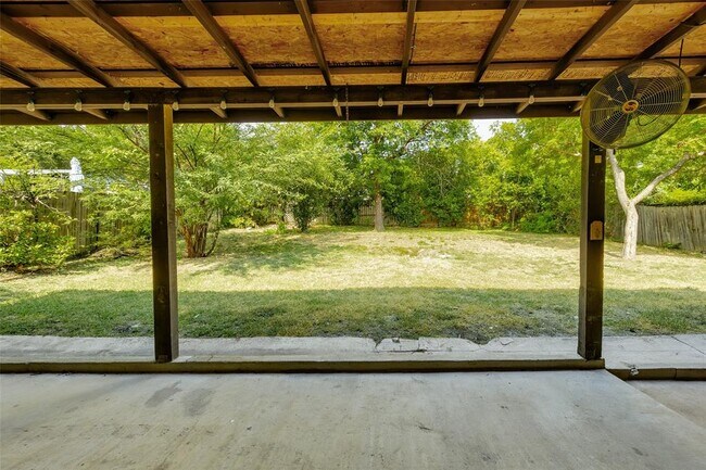 Building Photo - 7506 Glenhill Rd