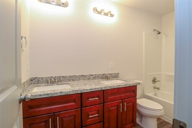 Building Photo - 2702 Appian Wy