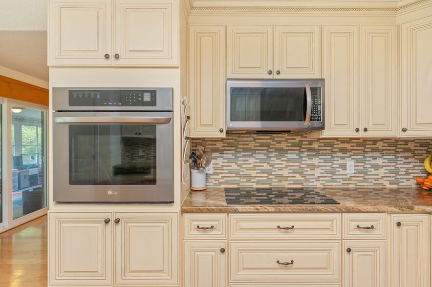 Building Photo - 4406 Southminster Cir
