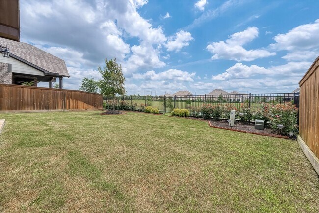 Building Photo - 1838 Smithers Landing Dr