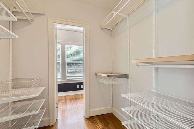 Building Photo - 3002 Lafayette Ave