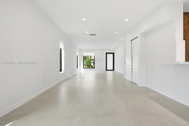 Building Photo - 11959 SW 122nd Ct