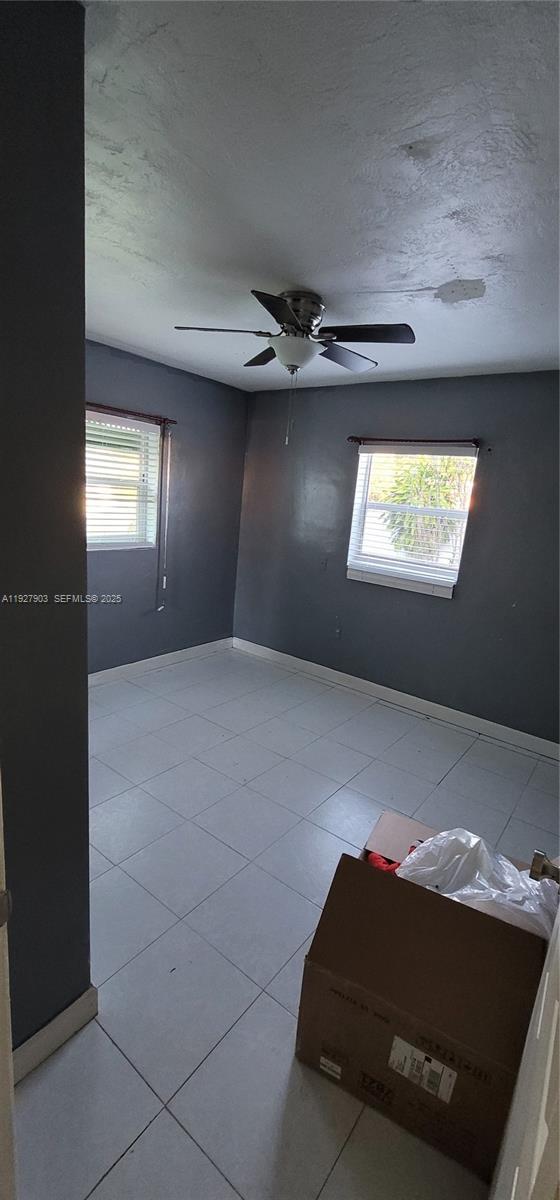 Building Photo - 6641 SW 26th St