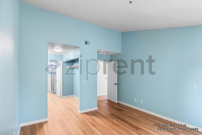 Building Photo - 714 Waterford Pl