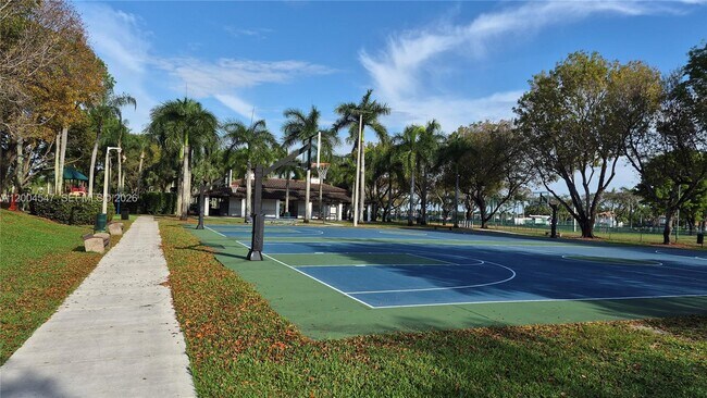 Building Photo - 7392 NW 112th Ct