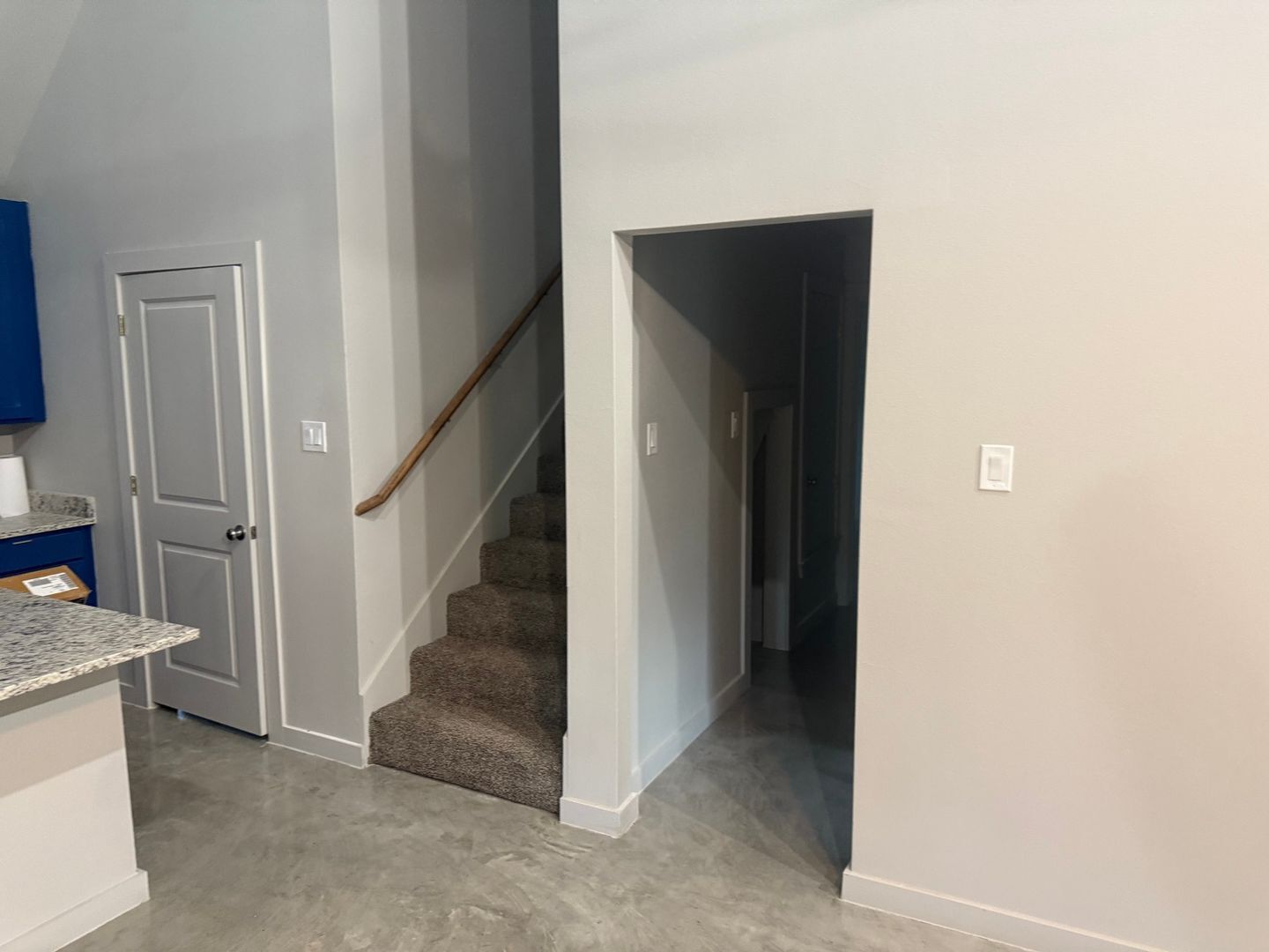 Building Photo - 151 Sleepy Meadow Dr